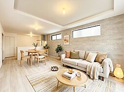 三郷市上彦名　4期　新築一戸建て　全１棟　収納充実、ゆったりしたお部屋で寛げるお家(991001080)