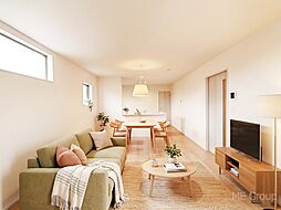 八潮市伊草１丁目　第２　新築一戸建て　全２棟　収納や趣味など多目的に使えるロフトがあるお家(28112726)