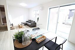 【飯田グループ物件】所沢下安松　第２期　全１棟　※南道路の整形地・食洗機付き　リナージュ