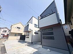 光と高さをデザインした空間が、想像を超える広がりを演出する新築邸宅