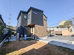 ～太陽光発電設置～カースペース並列２台～　リビング２５帖～