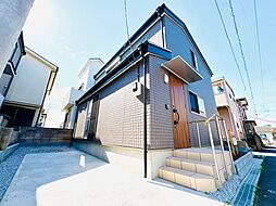 駅徒歩2分。ふんだんに使用された自然素材、木の温もり×吹き抜けリビング