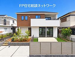 今週末現地見学会を開催します♪今すぐ見学はお電話ください♪並列2台駐車可♪広々したお庭でBBQや家庭菜園もできる充足した暮らし♪