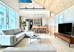 【檜が香る自然素材の注文住宅仕様】国産無垢材×勾配天井×断熱等級5相当の省エネ住宅