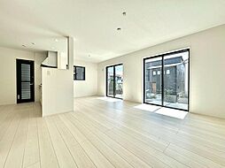 ～省エネデザイナーズ新築・カースペース並列２台×170m2超の敷地～成瀬駅徒歩１４分