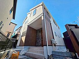 ～パントリーやリネン庫、ホテルライクのセカンド洗面など女性にやさしいデザインの家～