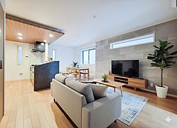 GRANDPATIO/浦和区大東2丁目/全3棟 2階建