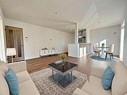 ファーストタウン　小牧市第１３本庄郷浦　全１棟