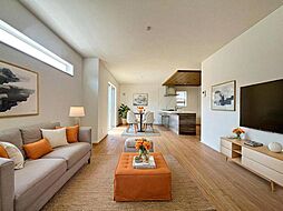 ファーストタウン　小牧市第２古雅　全１棟