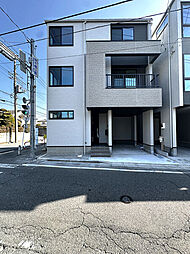 ◆メルディア笹目◆広々前面道路×明るい角地で開放的な立地！大容量のWIC完備♪