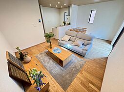 中野区上鷺宮2丁目　☆オン・オフ問わず、楽しみが広がるポジションの邸☆