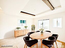 南側に庭付きで陽光あふれる空間でのんびり♪小学校まで徒歩8分で通学も安心■小田原市曽比■