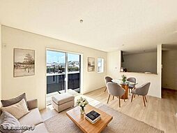 車2台駐車可能（車種による）　ショッピングセンターまで徒歩6分■秦野市栄町第1■