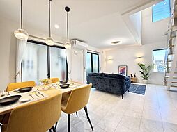 スカイバルコニー付きの贅沢なアウトドアリビング■横須賀市長井３丁目■