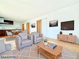 カースペース並列3台（車種による）■横浜市瀬谷区本郷３丁目■