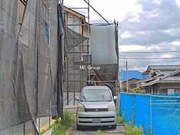 車2台駐車可能（車種による） 御殿場線「相模金子」駅まで徒歩10分■足柄上郡大井町金子■