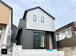並列2台のカースペース！EVコンセント完備 ！全居室南向きの3LDK■八王子市丸山町■