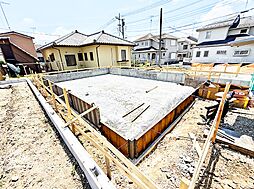 車庫3台可！小学校へ徒歩8分で毎日の通学も安心な好立地の住まい■グラファーレ伊勢原市三ノ宮■