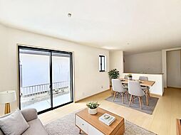 一年中快適＆光熱費抑える省エネ住宅！スーパー徒歩10分でお買い物楽々■相模原市中央区緑が丘１丁目■