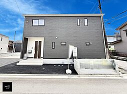 車移動が中心のご家庭に嬉しい、並列2台駐車可能なゆとり設計■秦野市堀西第２６■