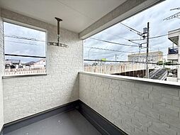 【即予約可】49坪のゆとりある角地！3台並列駐車可能（車種による）■八王子市中野上町４丁目第３６■