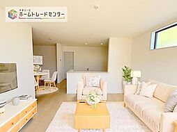 飯田グループホールディングス　リーブルガーデン　越谷市大沢第2　【全2棟】