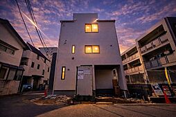 徒歩6分のエキチカ邸宅~ルーフバルコニーのある開放感~