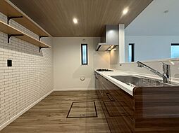 鶴見　6（土）7（日）現地販売会　お問い合わせはフリーダイヤルまで