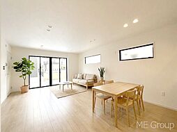 ～ME Select～　上部吹抜のあるマイホーム　市川市八幡６丁目　８期　新築一戸建て　全１棟