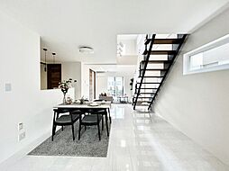～ME Select～　上部吹抜のあるマイホーム　松戸市新松戸６丁目　２期　新築一戸建て　全２棟