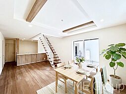 ～ME Select～　上部吹抜のあるマイホーム　千葉市緑区あすみが丘８丁目　新築一戸建て　全３棟