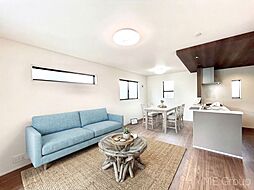 ～ME Select～　WICのあるマイホーム　船橋市上山町２丁目　第３０　４期　新築一戸建て　全３棟