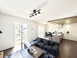～ME Select～　WICのあるマイホーム　成田市玉造７丁目　１期　新築一戸建て　全１棟