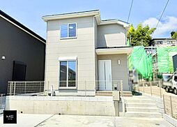 カースペース2～3台可（棟による）全棟南向き　コンビニまで徒歩8分以内■伊勢原市沼目４丁目■