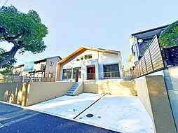 「湘南町屋」駅徒歩圏内　季節の移ろいを愛でられる自慢のお庭■鎌倉市梶原■