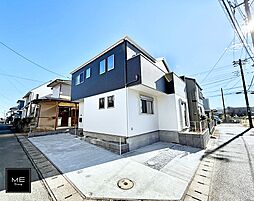 小田急小田原線「鶴巻温泉」駅徒歩13分　２台駐車可能(車種による)　人気の角地■秦野市鶴巻南■