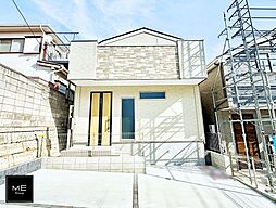 カースペース並列2台可◎リビングイン階段や和室など嬉しい設備が充実♪■横浜市南区永田山王台■