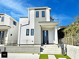 並列駐車3台可！（車種による）　南面バルコニーで明るいお部屋♪■横浜市戸塚区汲沢町■