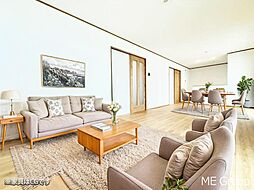 「茅ヶ崎」駅徒歩21分　駐車2台可　南向きバルコニーとLDKであたたかな暮し■茅ヶ崎市東海岸南4丁目■