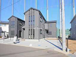 全室南向きの陽当り良好な住まい　並列駐車2台可　カップボード標準装備のオシャレなペニシュランキッチン■秦野市菩提■