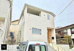 並列駐車2台可(車種による)　防犯カメラ付　南面バルコニーで陽当り◎■逗子市沼間５丁目 第７■