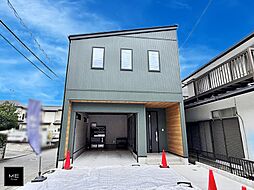 カースペース3台分を確保したゆとりある住まいです(車種による)■南区磯部■