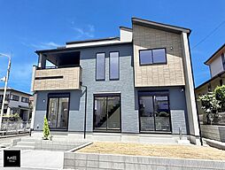 小田急線「藤沢本町」まで徒歩14分 カースペース3台可(車種による)■藤沢市本藤沢7丁目■