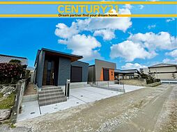 ＼ CENTURY21 ／ 太宰府市都府楼南4丁目　全2棟（都府楼南駅）～残り1棟～