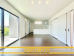 ＼ CENTURY21 ／ 福津市津屋崎5丁目　限定1棟（福間駅）