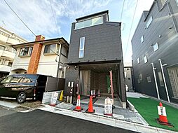 耐震＆制震工法 × 認定低炭素住宅 × 太陽光発電パネル設置 × 高級感溢れる美邸宅