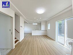 マエムラ　出水8丁目　1～2号棟