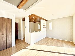 厚木市まつかげ台　新築戸建　全１棟