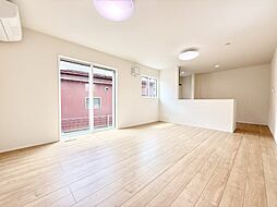 八王子市諏訪町２４-１期　新築戸建　全１棟