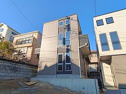 京浜急行本線「京急富岡」駅　徒歩14分　カースペース並列2台駐車可能■横浜市金沢区富岡西■